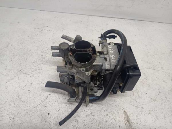 BOITIER PAPILLON/CARBURATOR PEUGEOT 1.9 ESSENCE - Vue 1